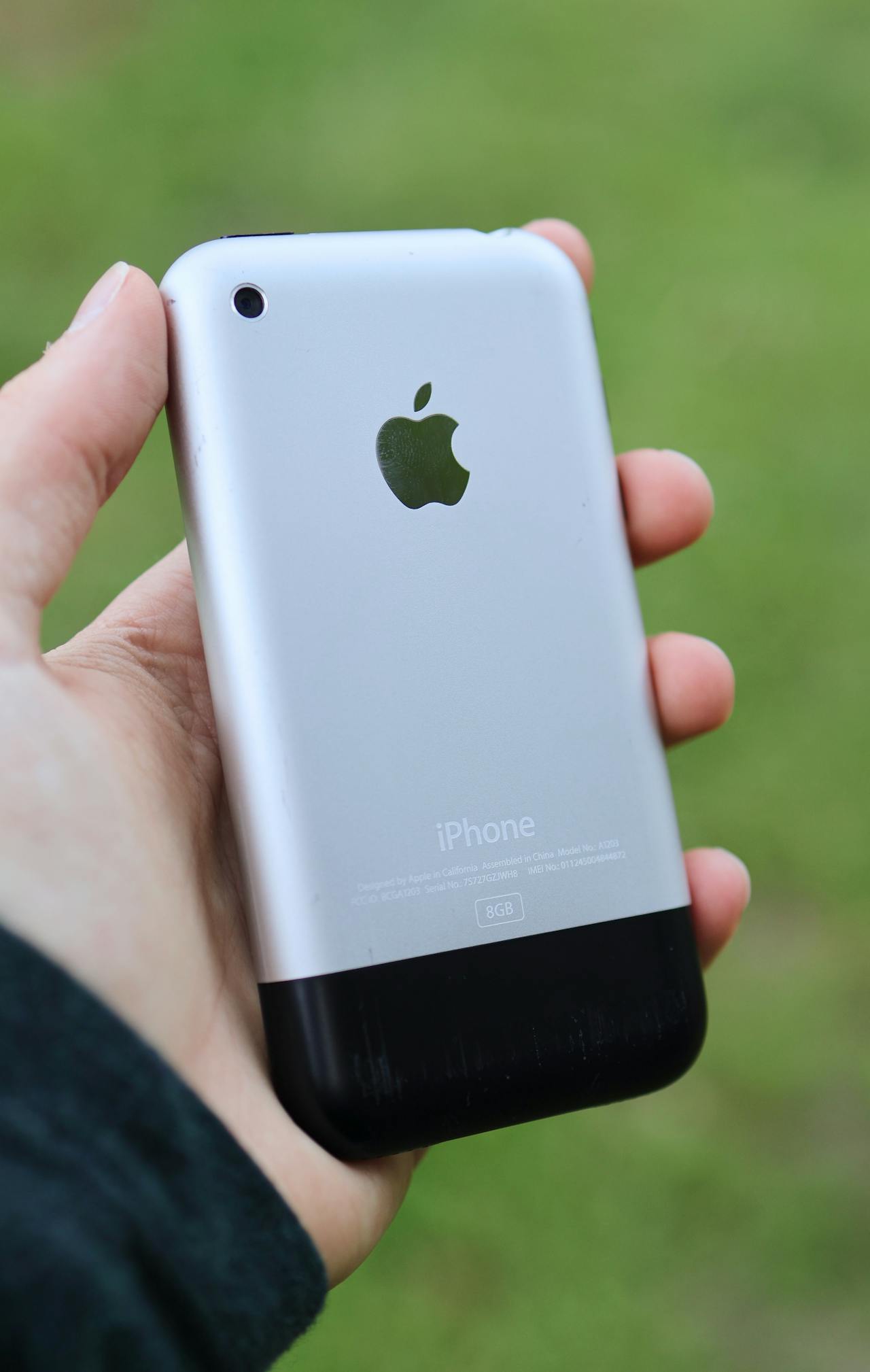 iPhone 1st Generation &mdash; 2007 &mdash; source