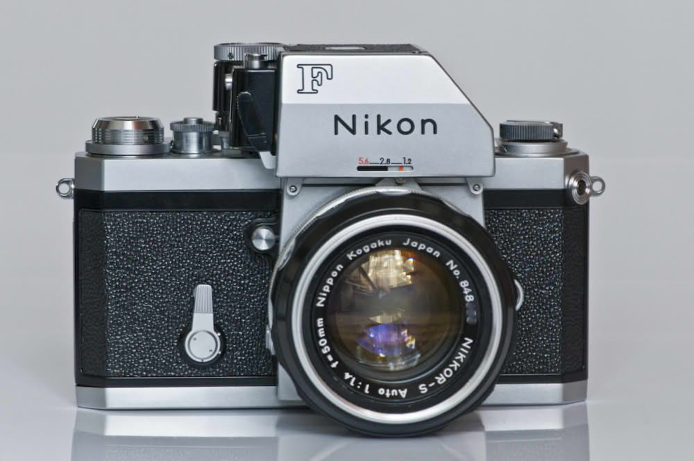 Nikon F &mdash; 1959 &mdash; source